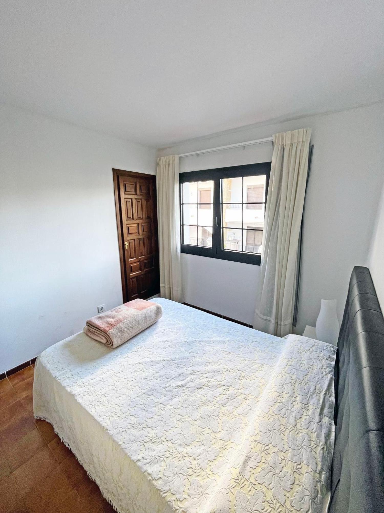 Apartamento En La Escala Con Piscina Y Parking L' Escala Zewnętrze zdjęcie